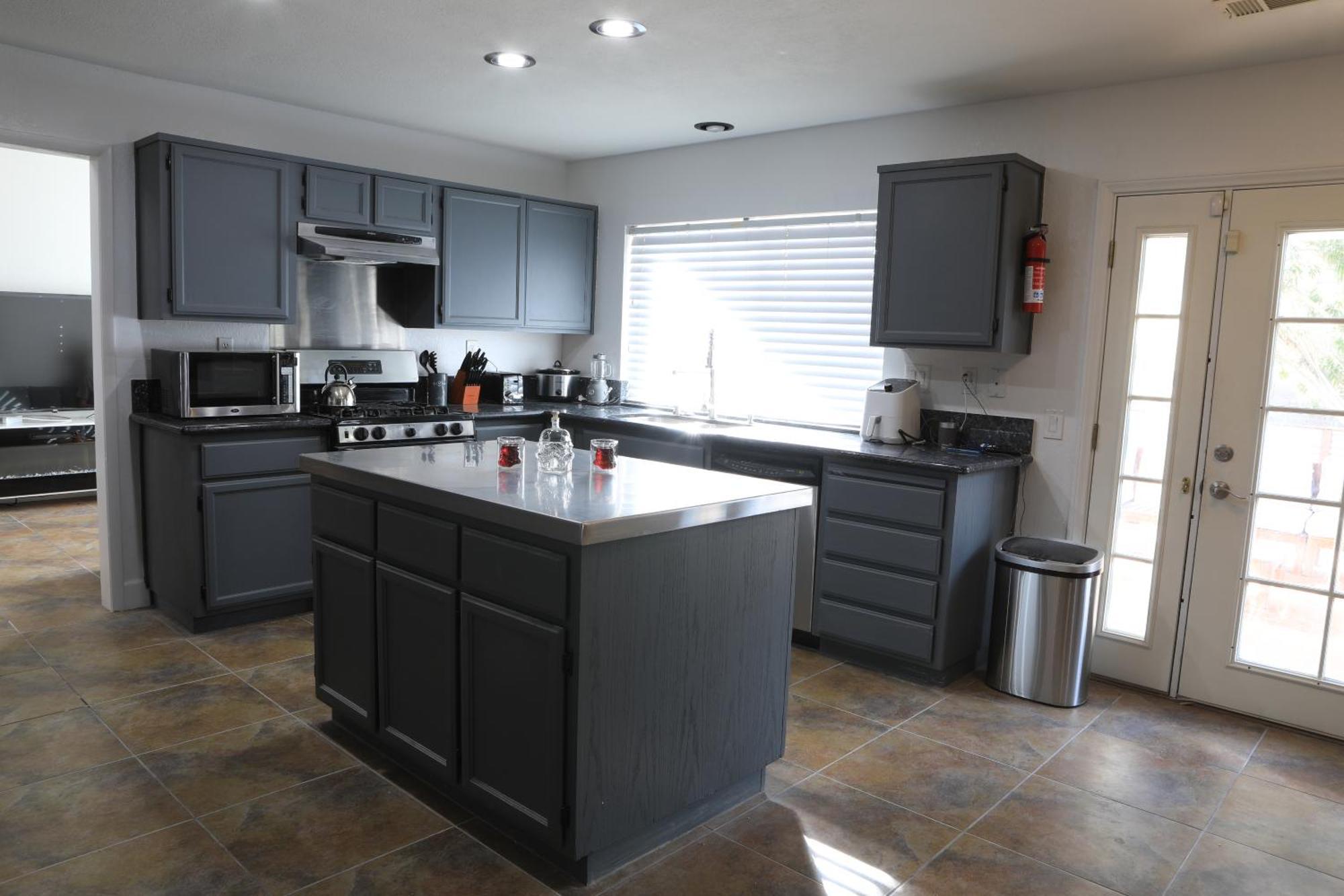 Comfy Expansive Home - Near The Strip - Heated Pool Las Vegas Buitenkant foto